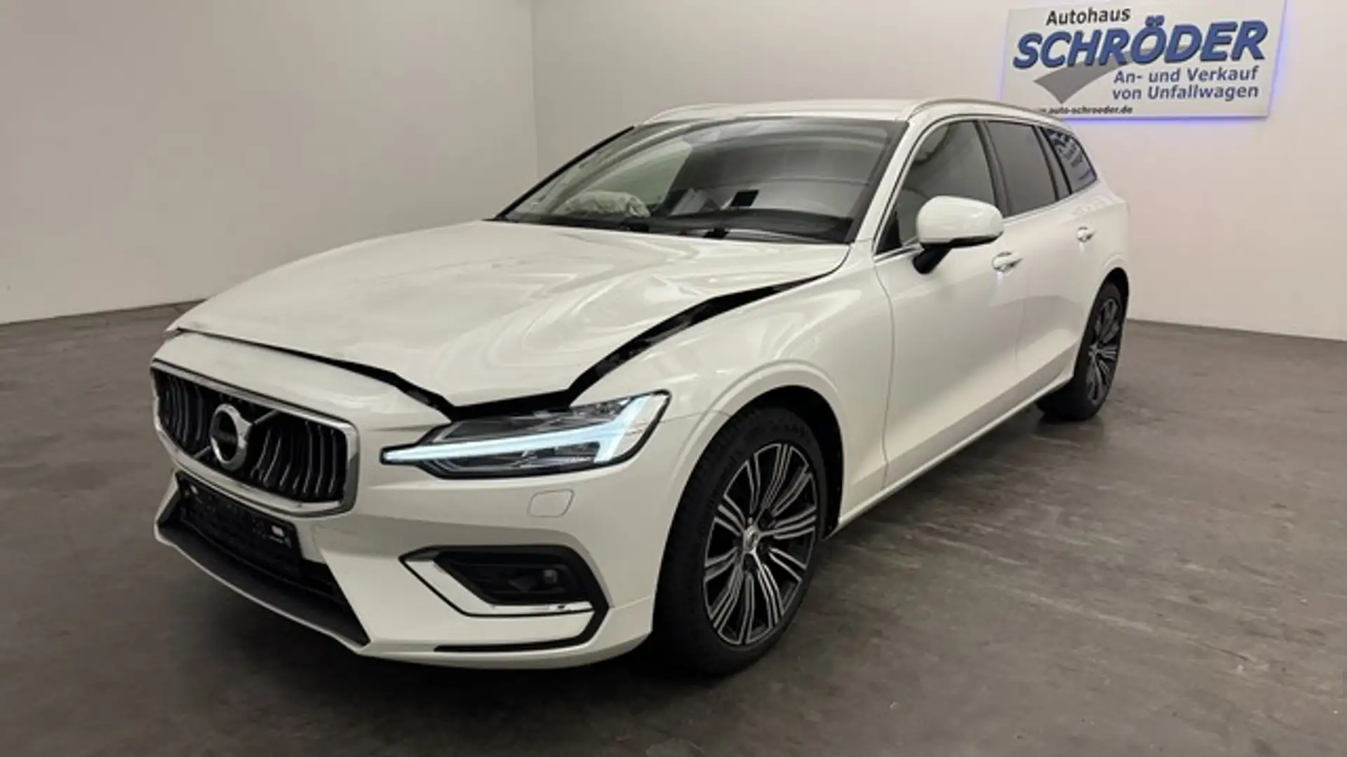 Volvo V60 Kombi Inscription Aut. *Leder*LED*Carplay* Weiß - 2
