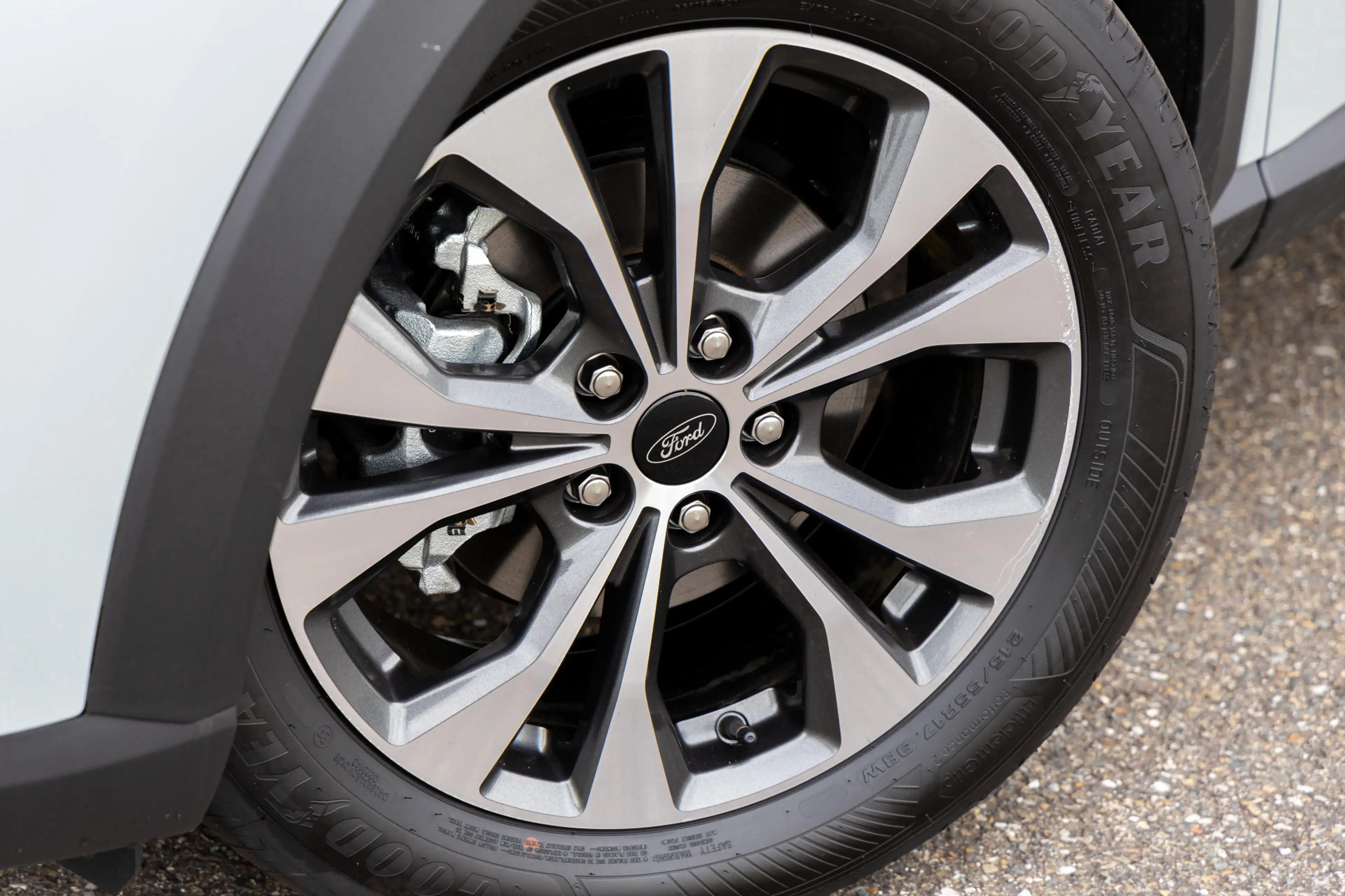 Ford Puma 1.0 EcoBoost Hybrid Titanium — photo 11