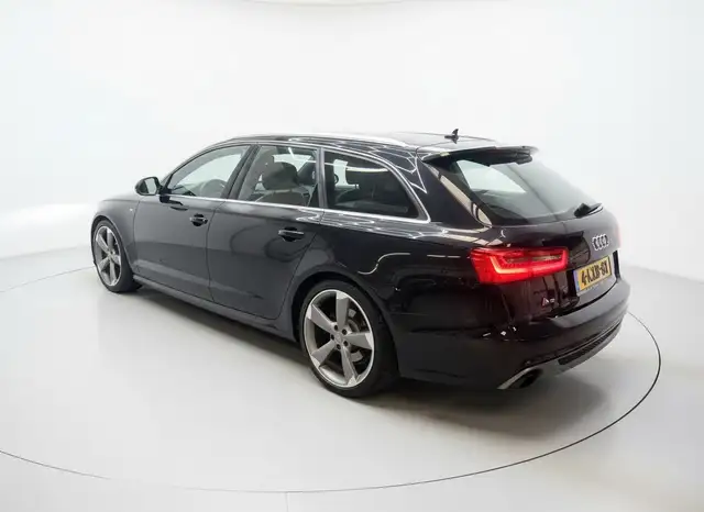 Audi A6 view 8