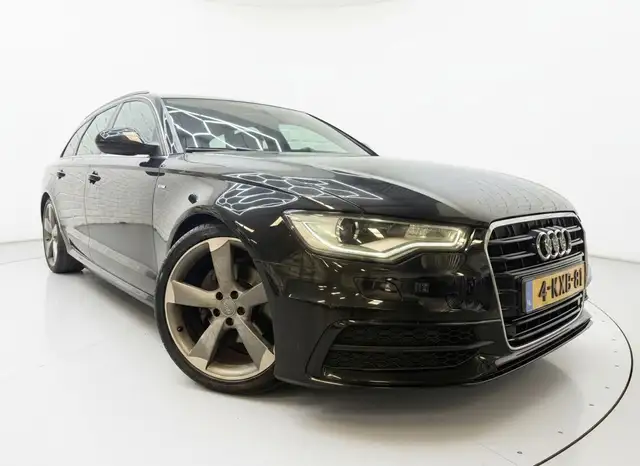 Audi A6 view 22