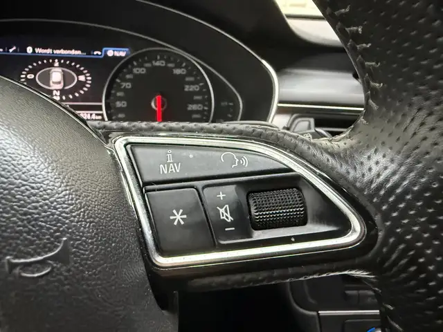 Audi A6 view 29