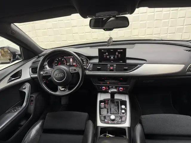 Audi A6 view 19