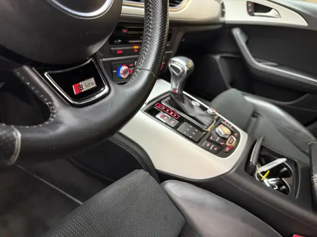 Audi A6 view 16