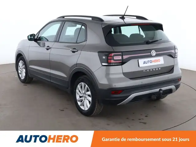 Volkswagen T-Cross view 4
