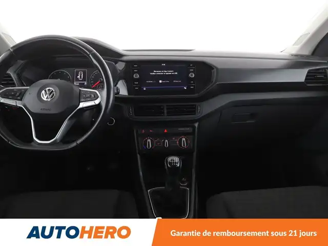 Volkswagen T-Cross view 12