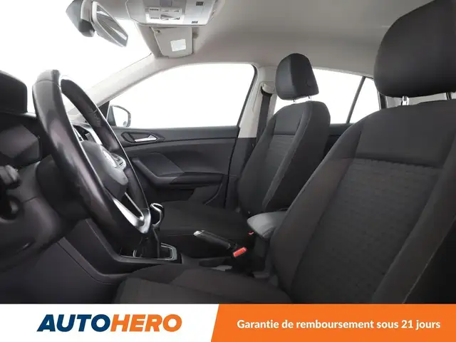 Volkswagen T-Cross view 10
