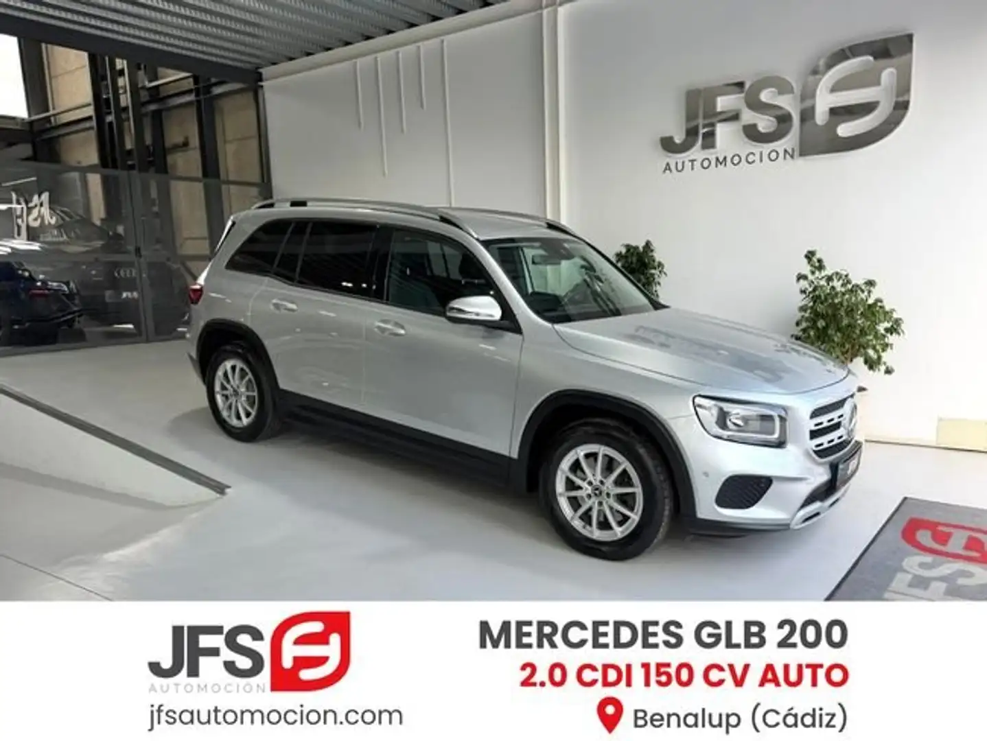 Mercedes-Benz GLB 200 2.0 CDI 150 CV Automático Plateado - 1