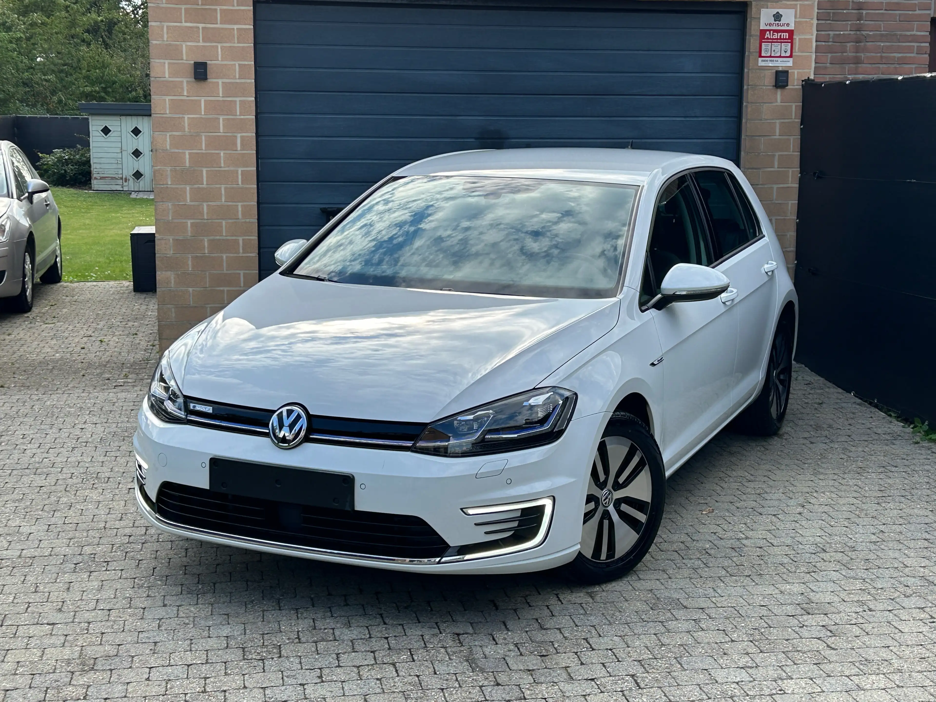 Volkswagen e-Golf Elektrisch Bi-Xenon Navigatie Bleuthoot Camera