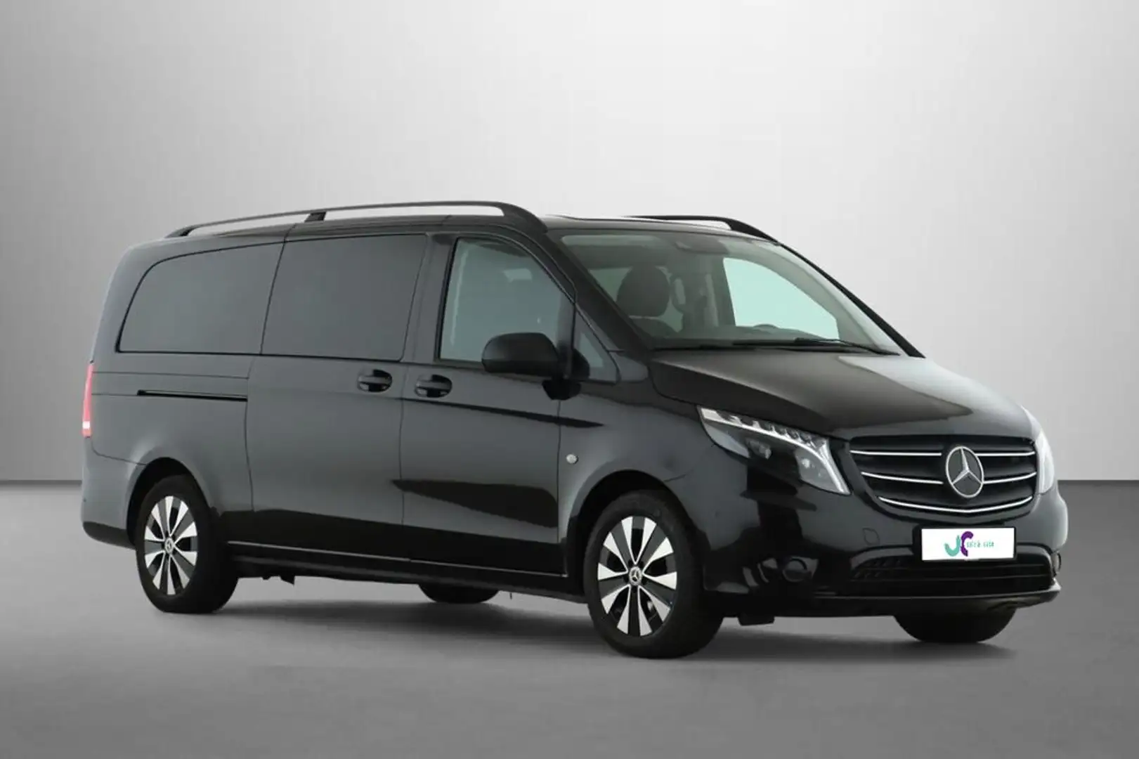 Mercedes-Benz Vito Tourer 119 CDI extralang PRO Aut. Schwarz - 2
