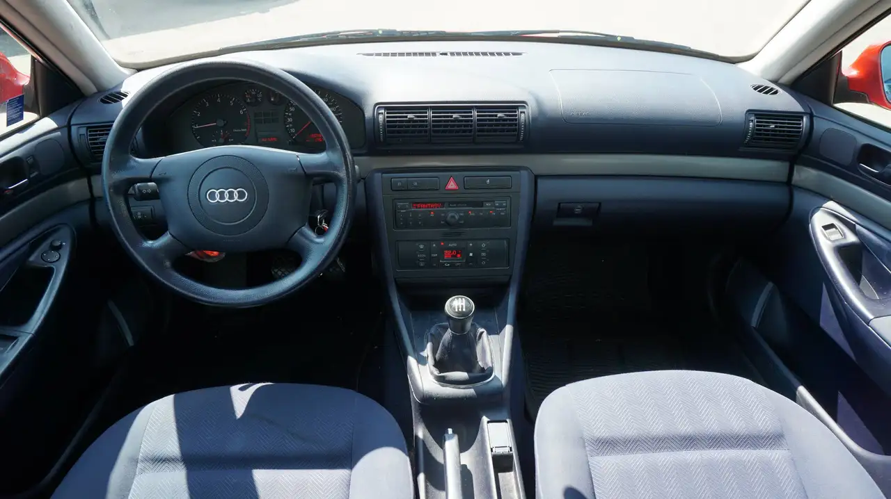Audi A4 1.6 !! Fahrbereit !!, foto 10