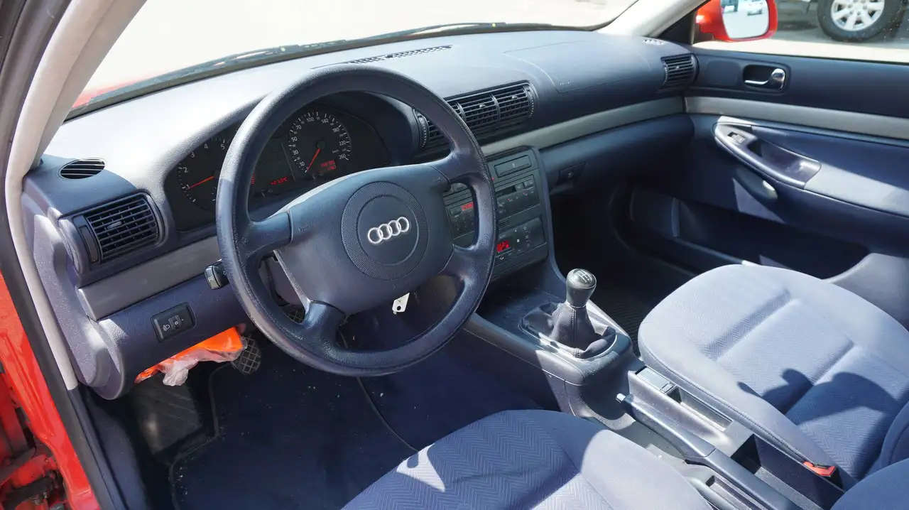 Audi A4 1.6 !! Fahrbereit !!, foto 8