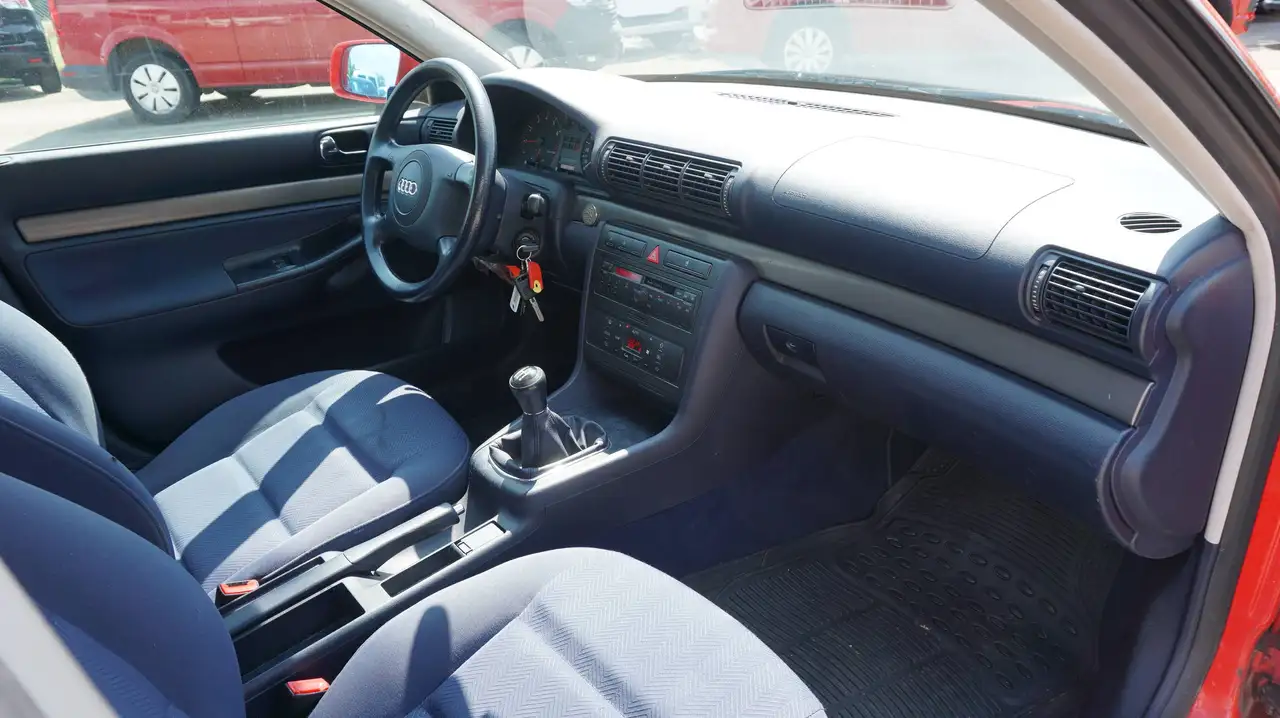 Audi A4 1.6 !! Fahrbereit !!, foto 12