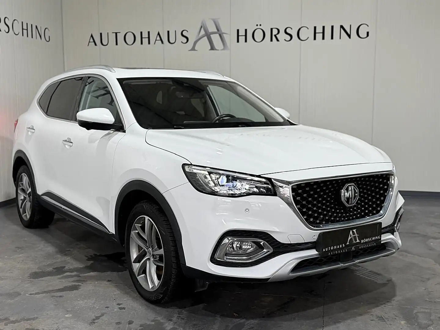 MG EHS 1,5T GDI PHEV Luxury Aut. Weiß - 1