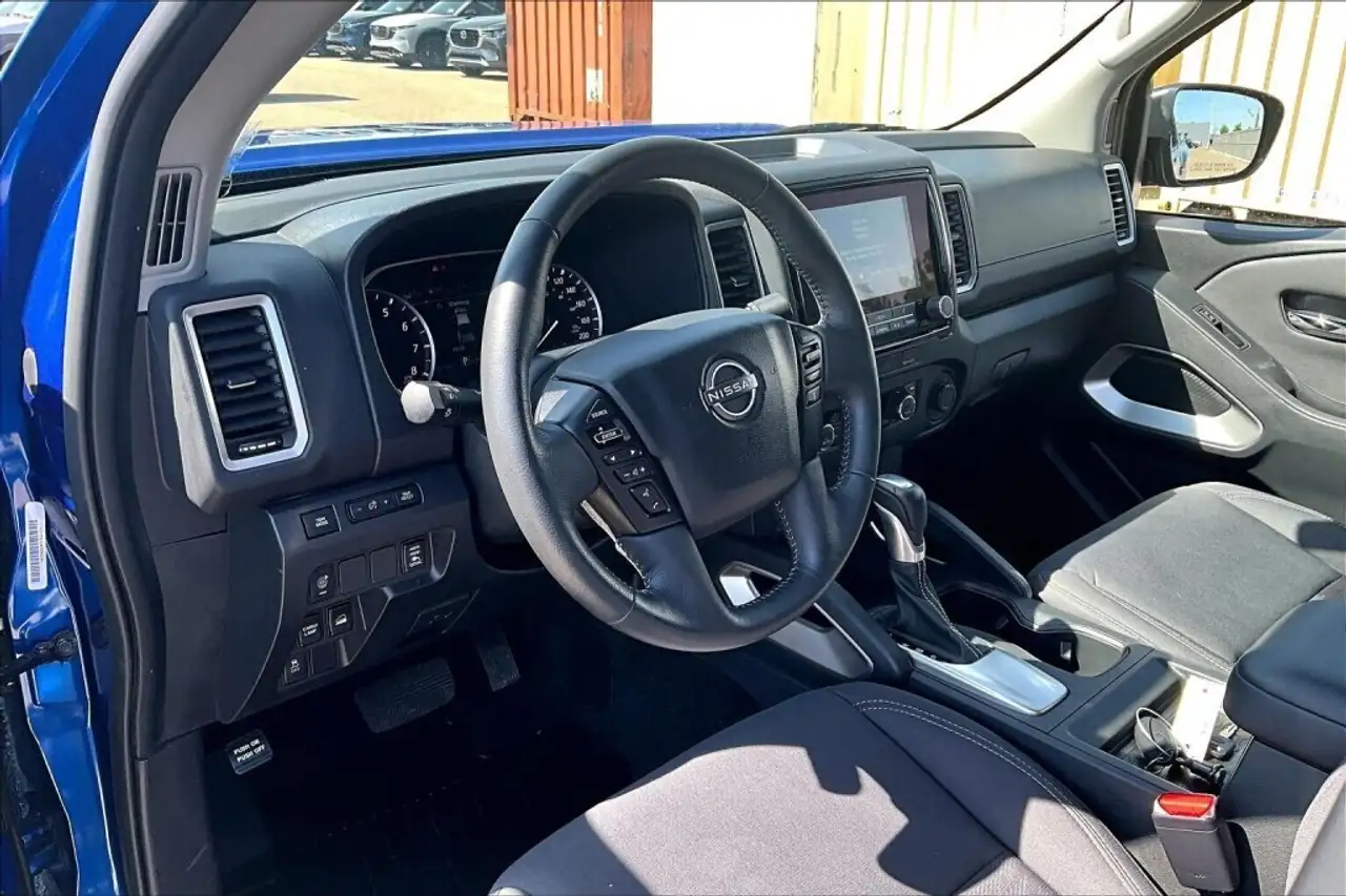 Nissan Frontier снимка Nissan Frontier