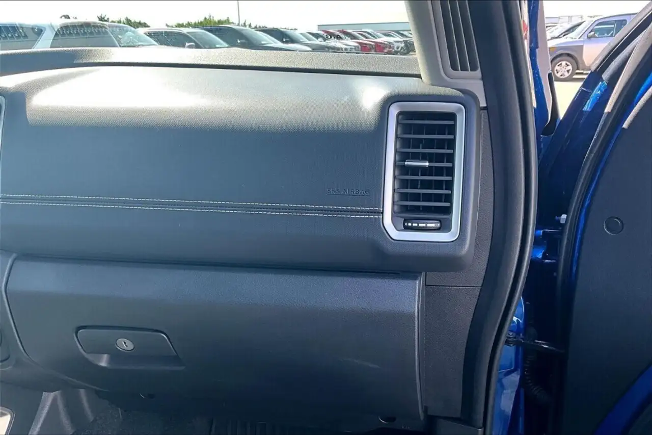 Nissan Frontier снимка Nissan Frontier