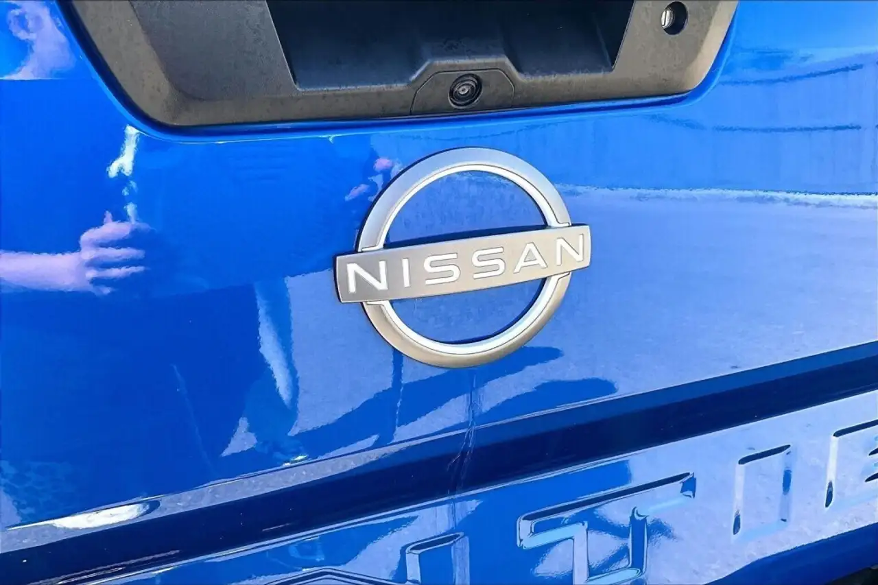 Nissan Frontier снимка Nissan Frontier
