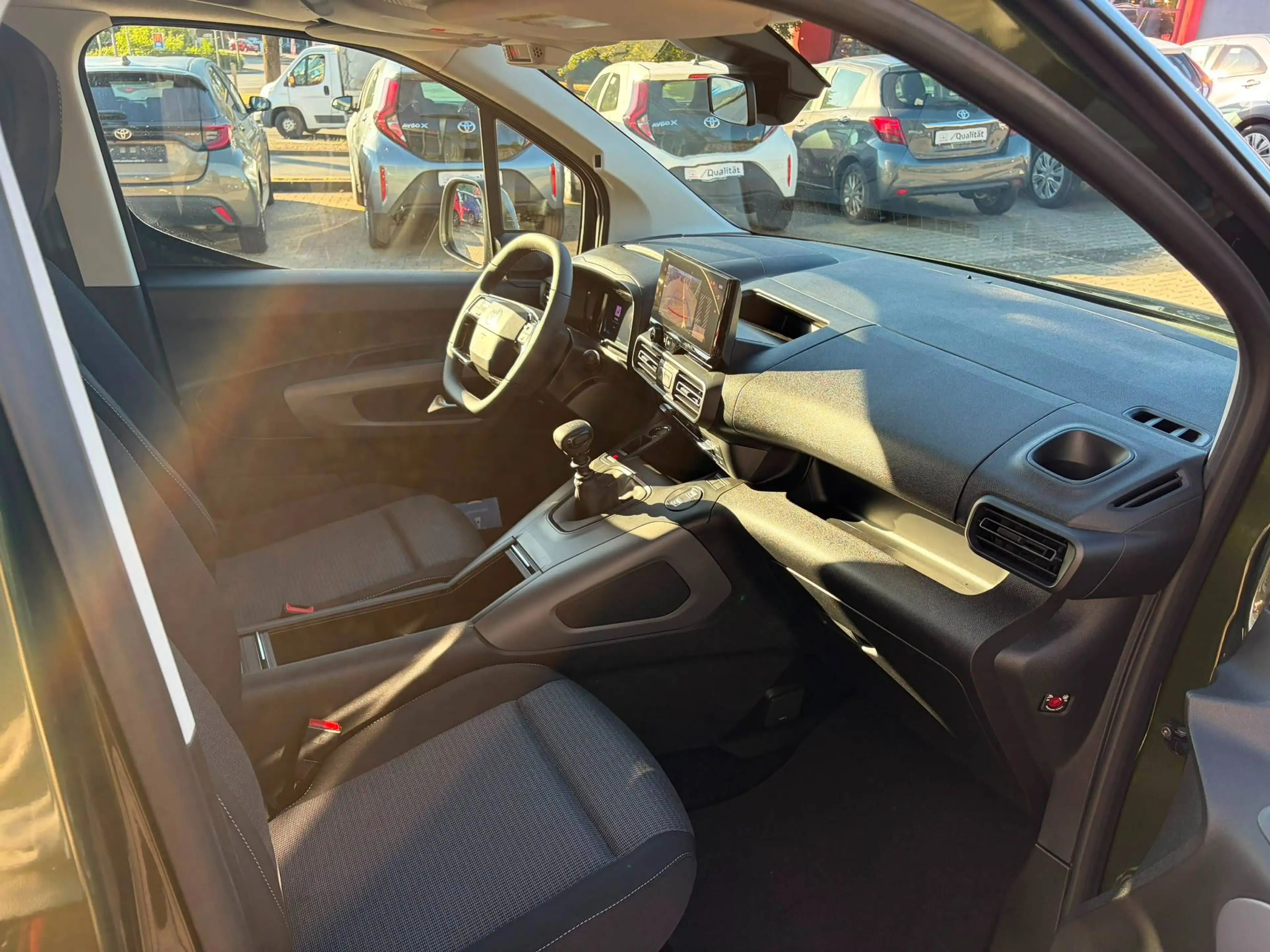Toyota Proace City 1.2 Teamplayer + Comofort-Paket L1 — photo 8