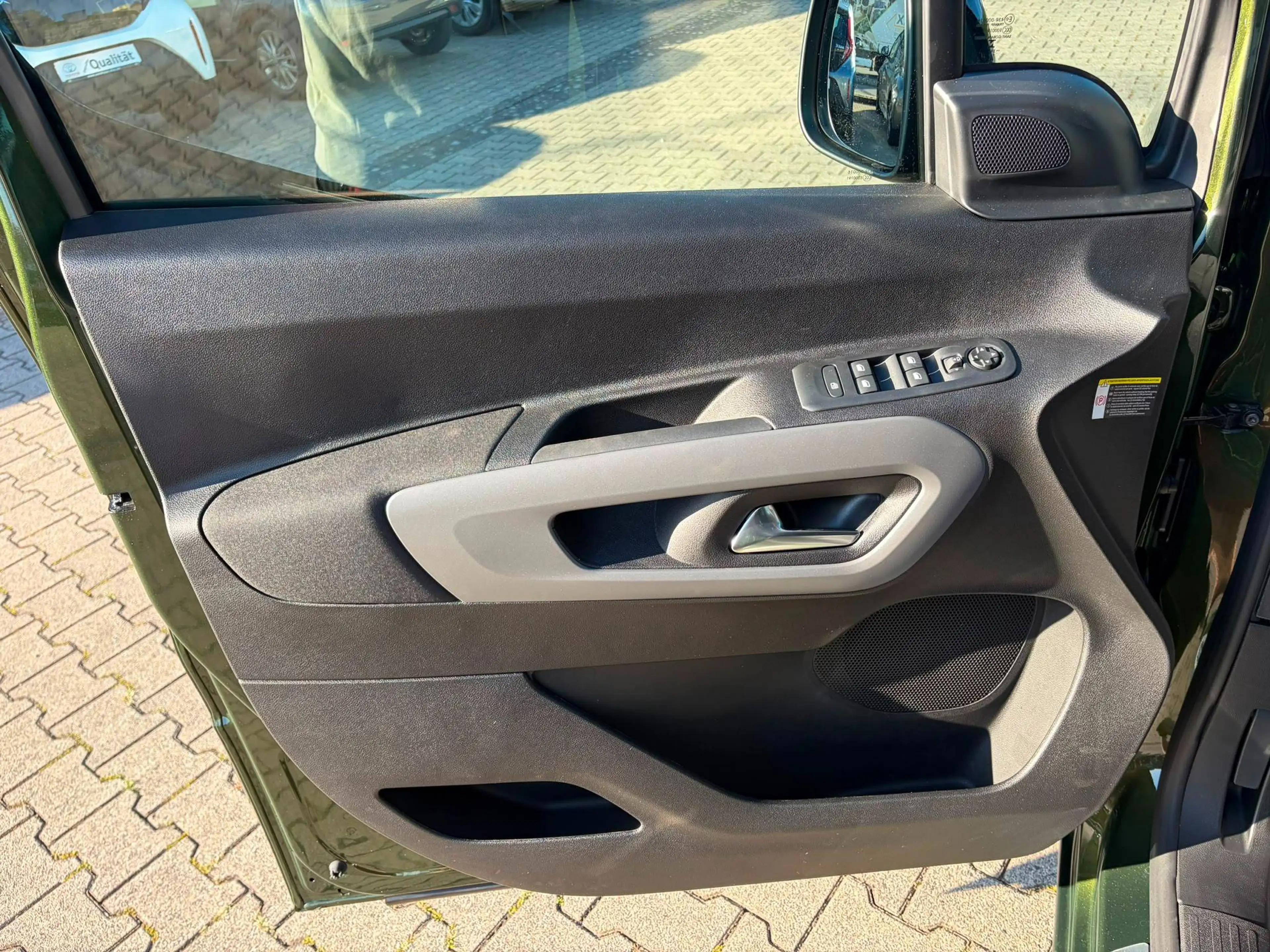 Toyota Proace City 1.2 Teamplayer + Comofort-Paket L1 — photo 6
