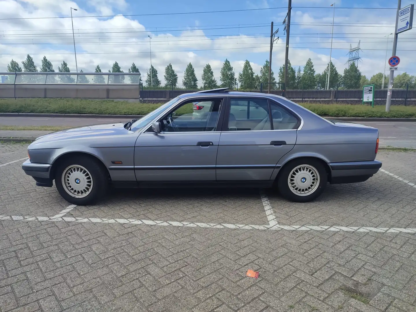 BMW 525 525i e34 - 2