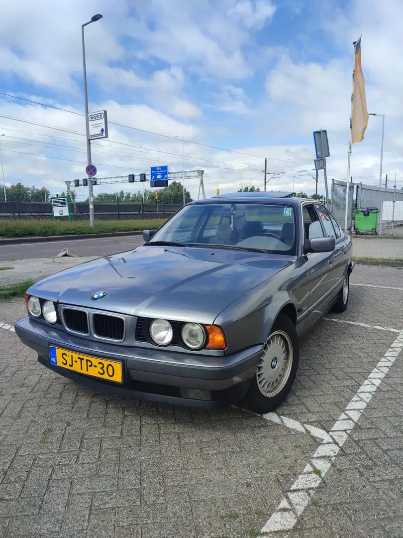 BMW 525 525i e34 - 1