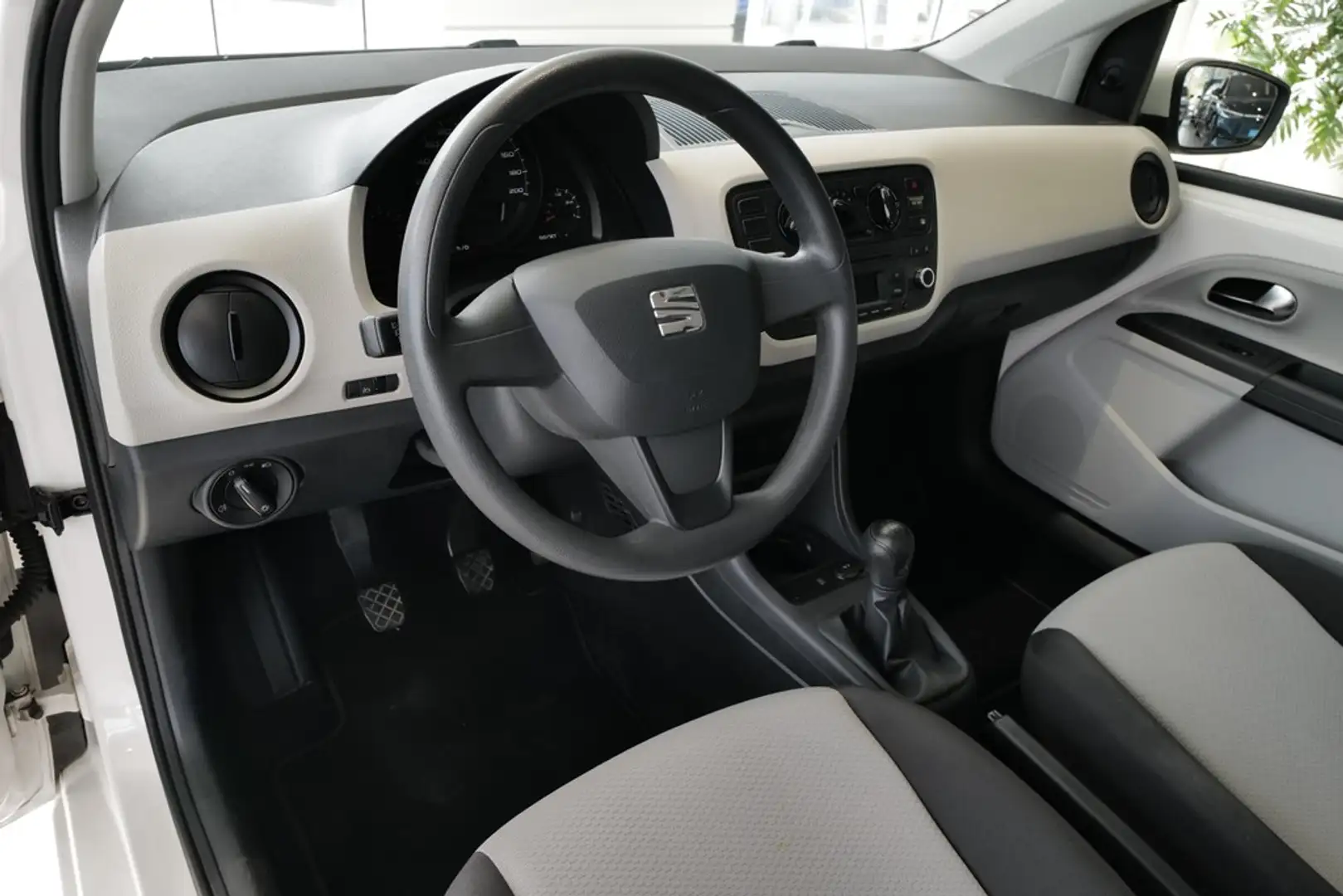 SEAT Mii Style Garantie TÜVneu Blanco - 2
