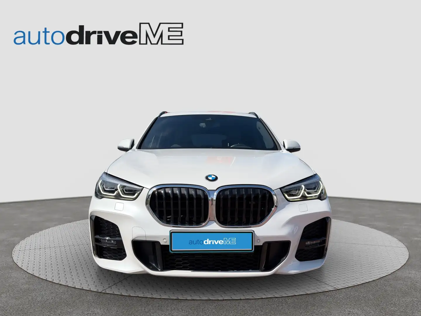 BMW X1 xDrive 18d Weiß - 2