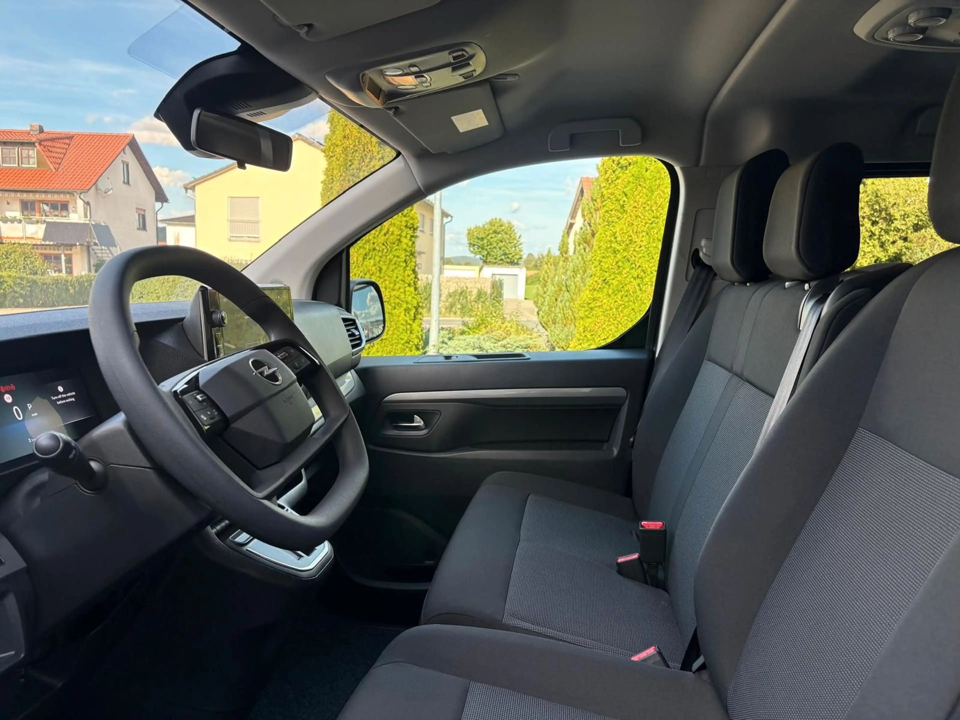 Opel Zafira Life 2.2 Business Edition XL LED TEMPOMAT — photo 10