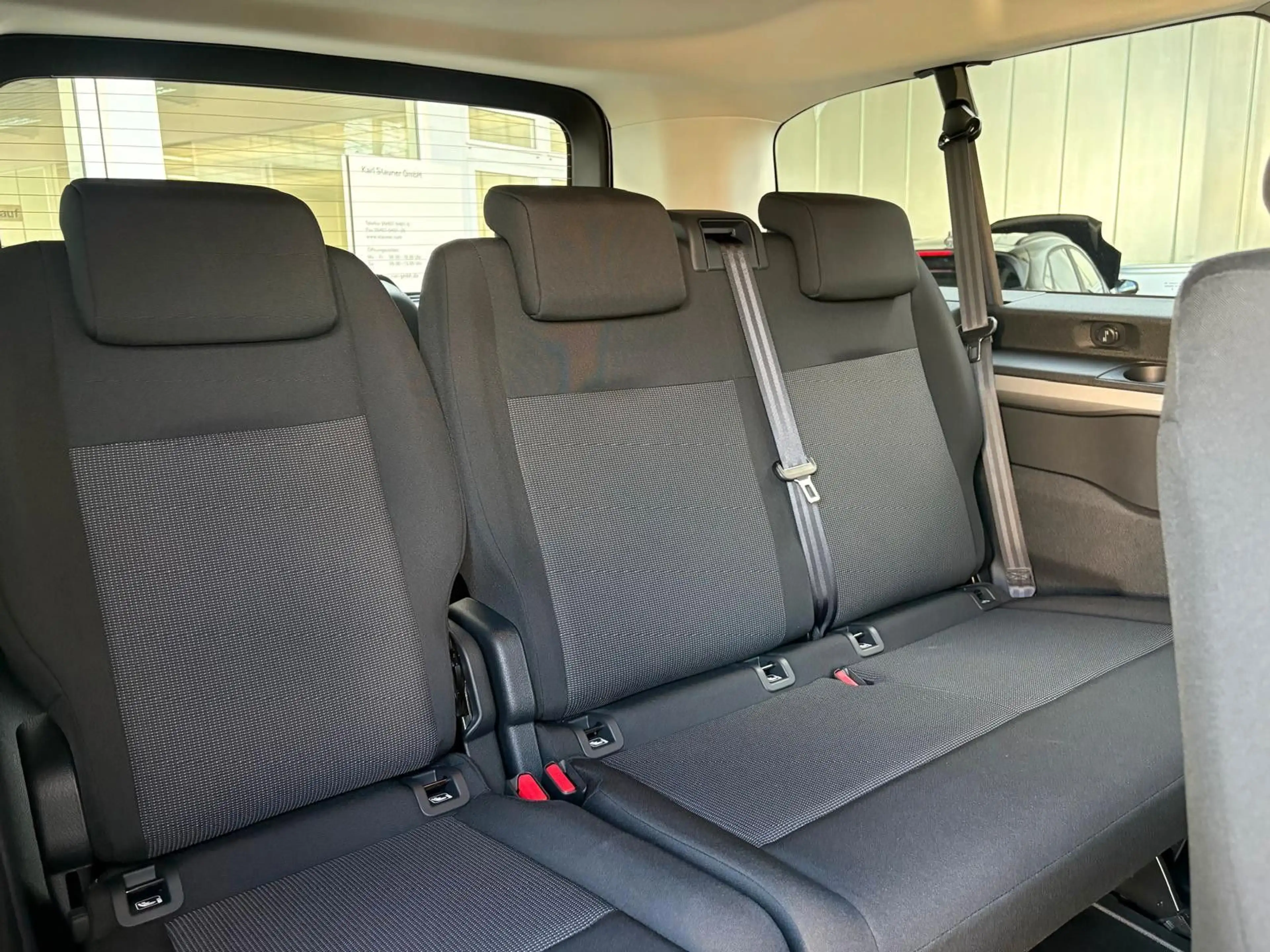 Opel Zafira Life 2.2 Business Edition XL LED TEMPOMAT — photo 13