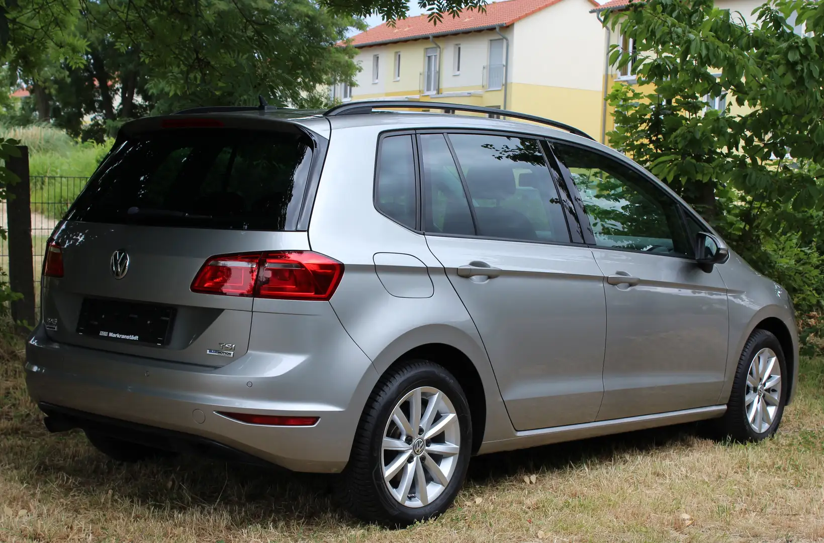 Volkswagen Golf Sportsvan Lounge BMT/Start-Stopp Grijs - 1