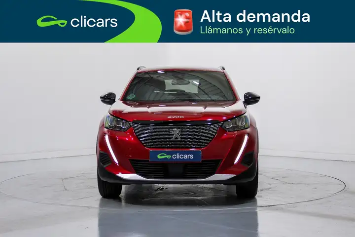 Peugeot 2008 Allure Pack PureTech S&S EAT8 2023, foto 2