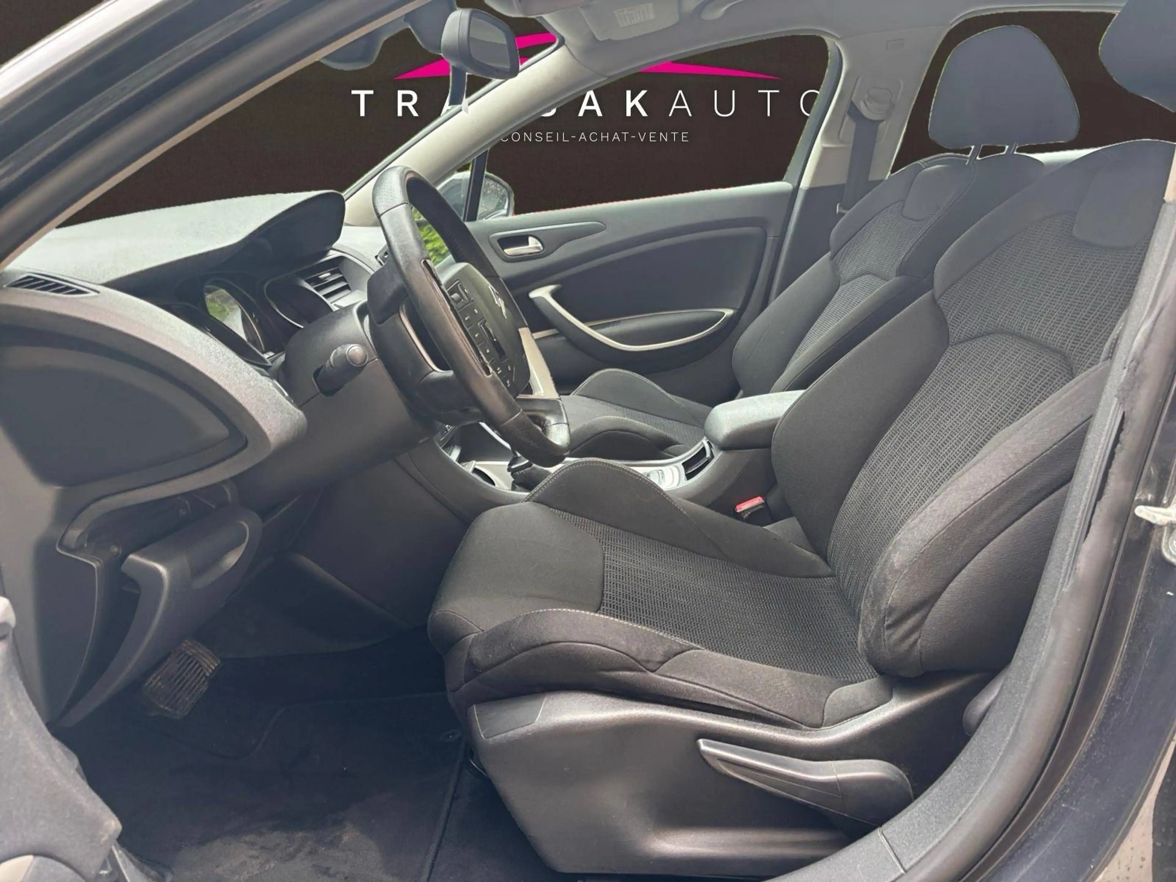 Citroen C5 C5 1.6 THP Exclusive/ AUTO / Garantie 12 MOIS — photo 9