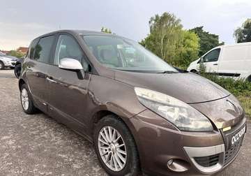 III 1.5 DCI 110CH FAP BUSINESS