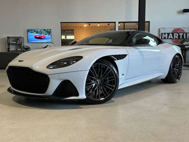 Imagine Aston Martin DBS 5.2 V12 Superleggera Coupé *Carbon,B&O*