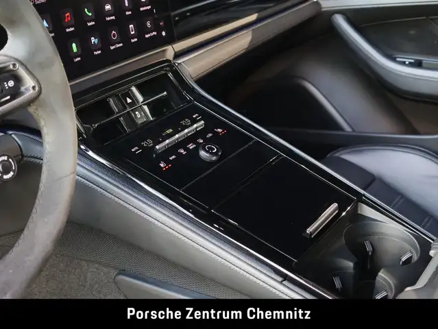 Porsche Panamera view 14