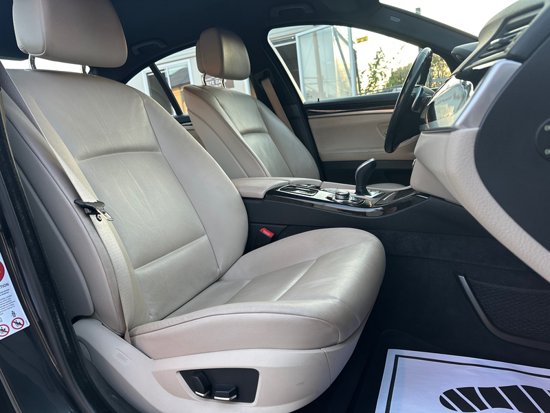 BMW 520 520dAS — photo 10
