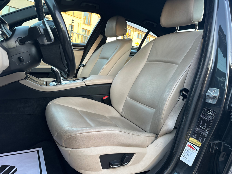 BMW 520 520dAS — photo 11