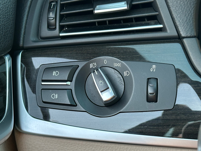 BMW 520 520dAS — photo 14