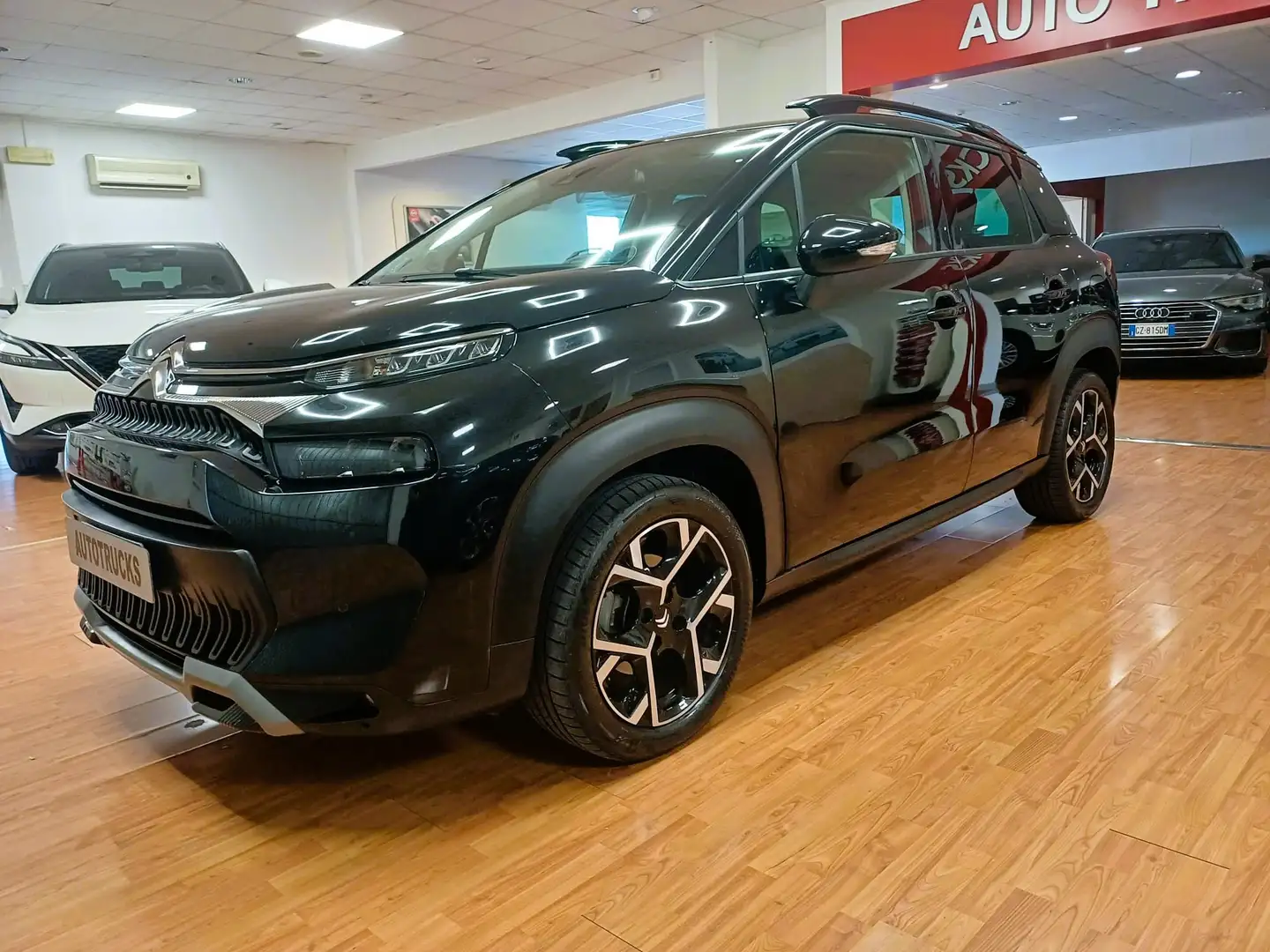 Citroen C3 Aircross 1.2 puretech Shine Pack s Noir - 1