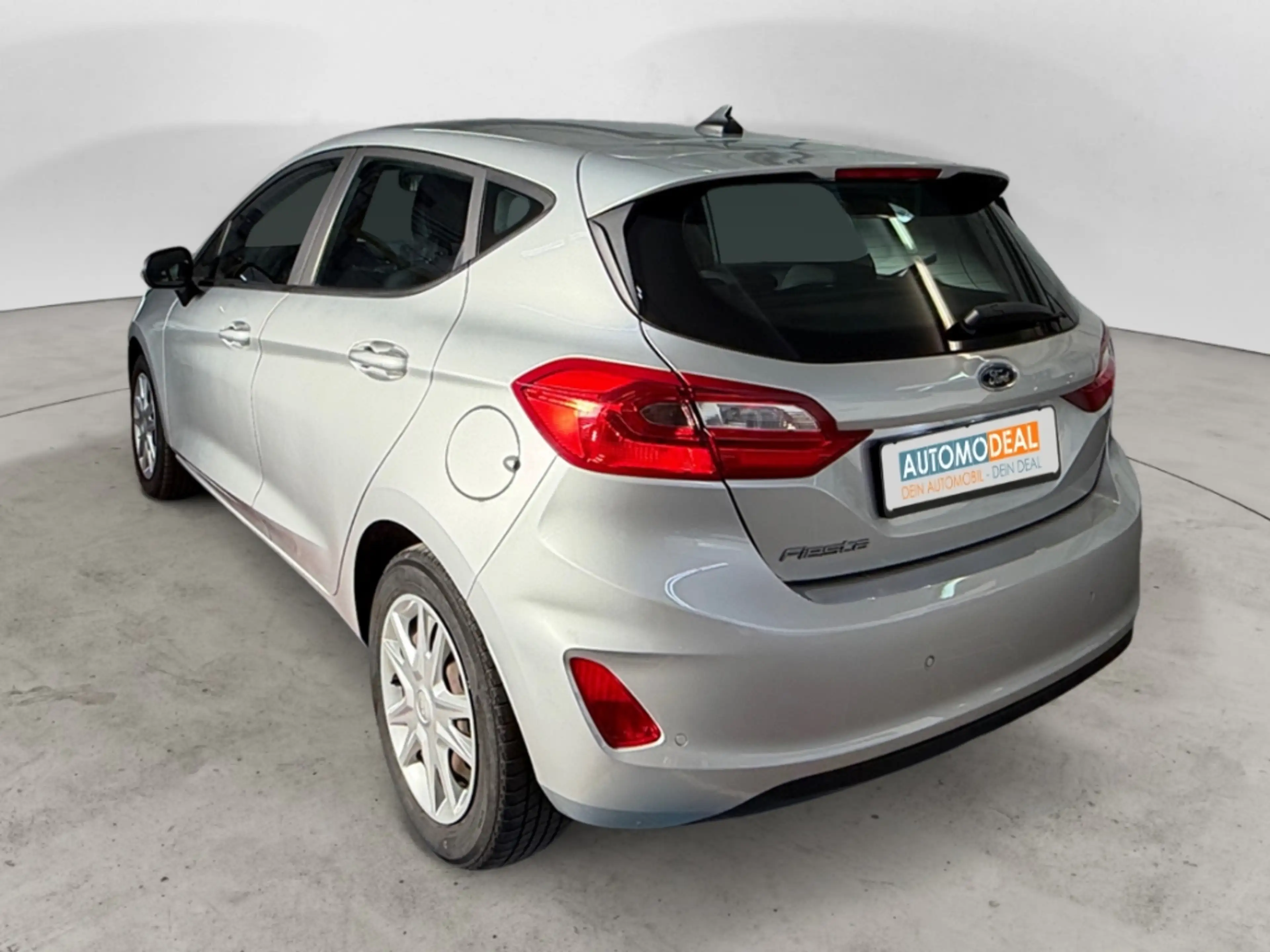 Ford Fiesta Cool & Connect TEMPOMAT APPLE/ANDROID PDC BLUETOOT — photo 7