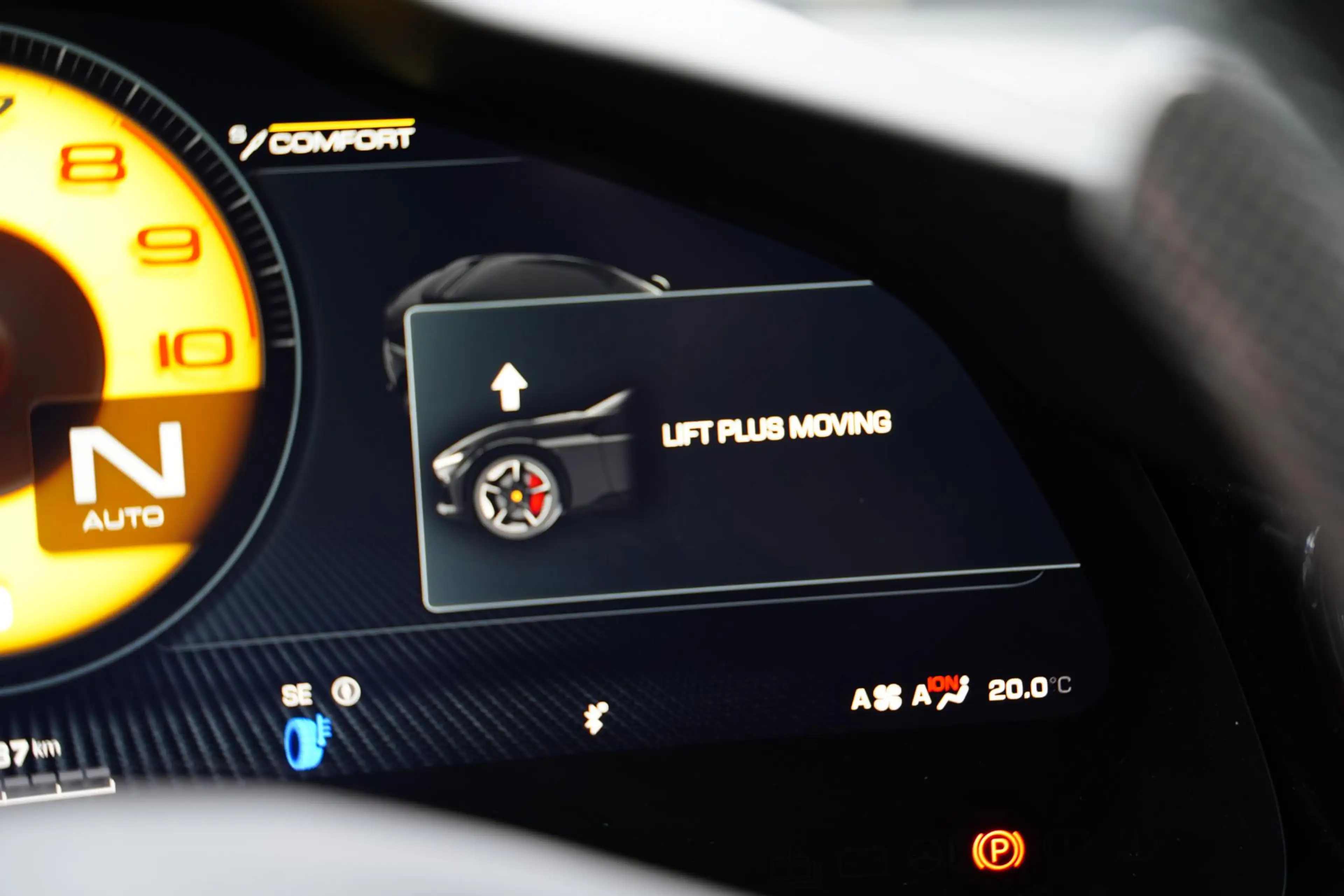 Ferrari Purosangue 6.5 V12 / Retrofit Steering Wheel / Full Carbon / — photo 12