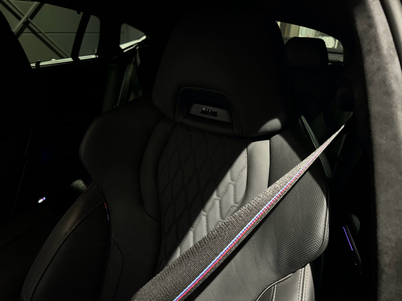 BMW X6 M60i xDrive FULL OPTION*CARBON*M SITZE — photo 14