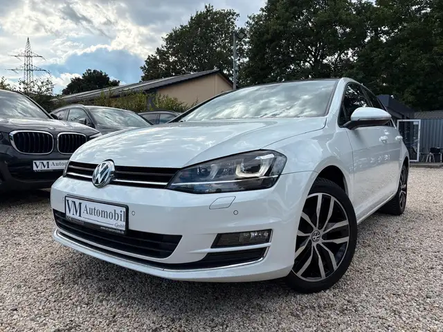 Volkswagen Golf main image