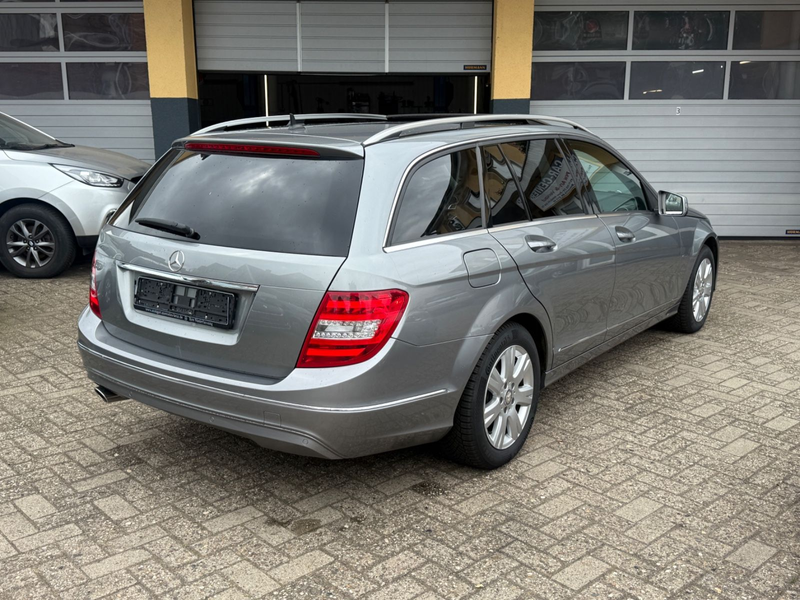 Mercedes-Benz C 220 CDI BlueEfficiency Elegance*ESGD*AUTO*** — photo 5