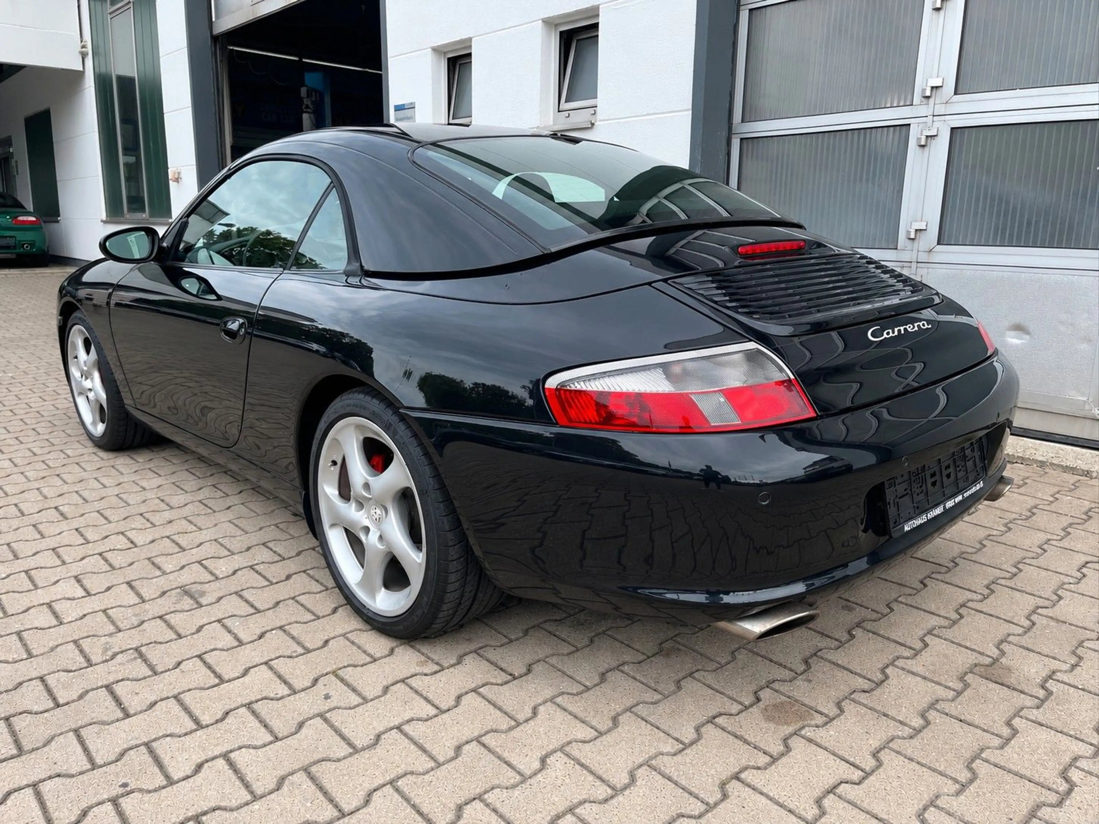 Porsche 996 Carrera 2 Cabriolet 6-Gang/Scheckheft/TOP — photo 3