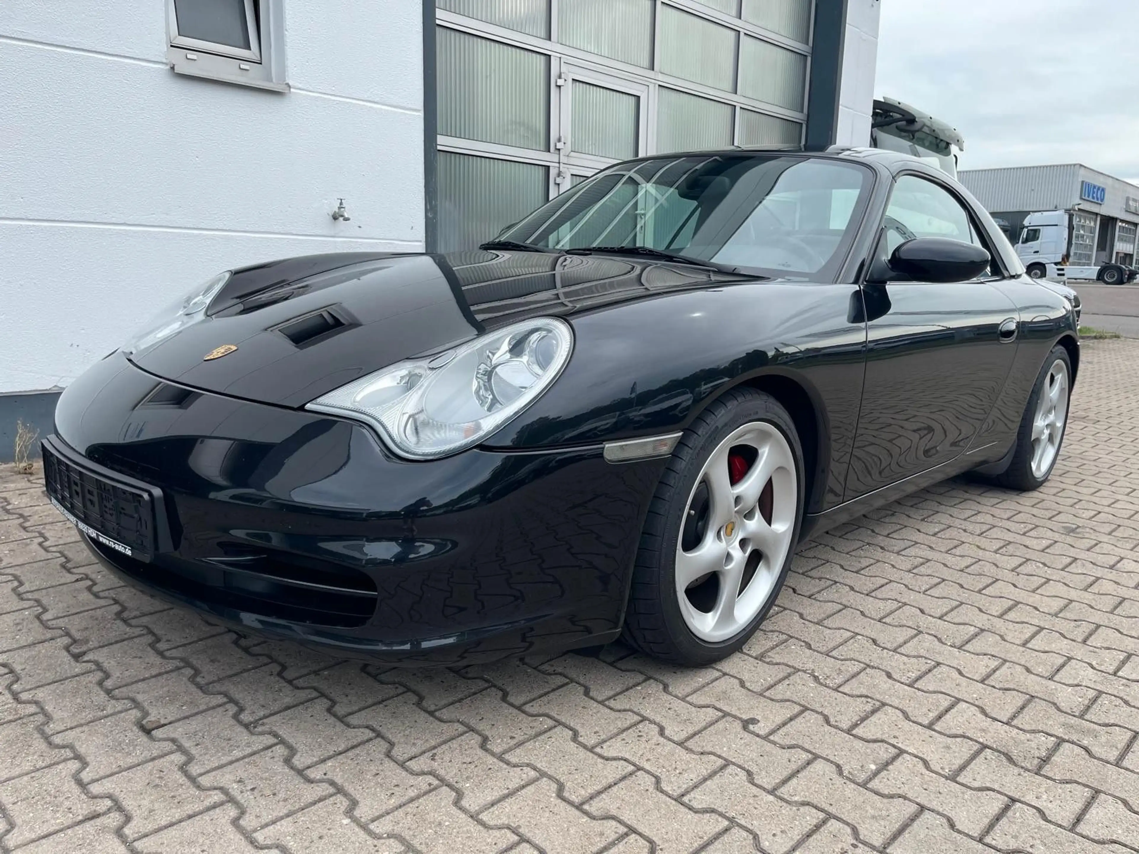 Porsche 996 Carrera 2 Cabriolet 6-Gang/Scheckheft/TOP
