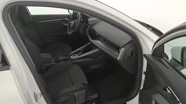 Audi A3 view 10