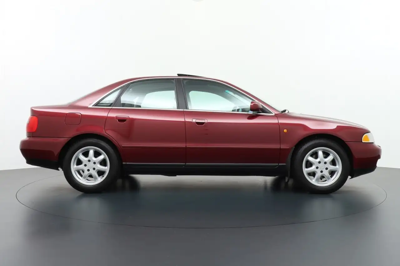 Audi A4 2.8 5V Quattro V6 .AMBITION Automaat Youngtimer!!, foto 6
