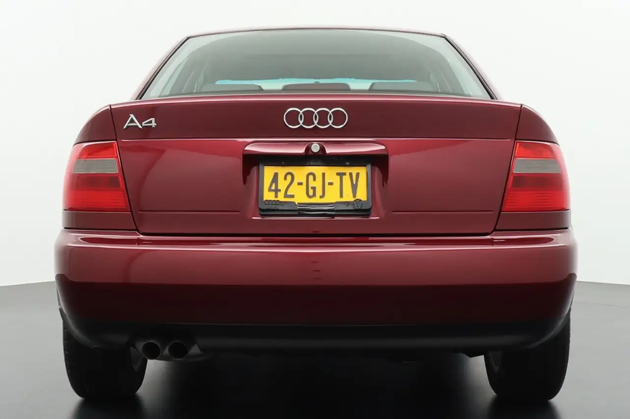 Audi A4 2.8 5V Quattro V6 .AMBITION Automaat Youngtimer!!, foto 4