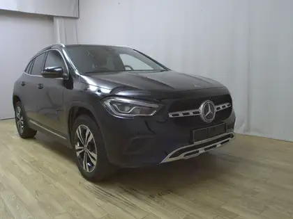 Annonce voiture d'occasion Mercedes-Benz GLA 180 - CARADIZE