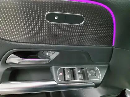 Annonce voiture d'occasion Mercedes-Benz GLA 180 - CARADIZE